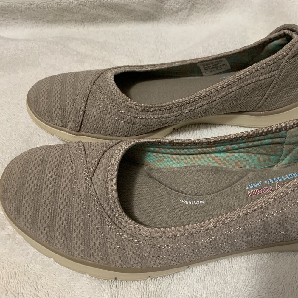 BOBS from Skechers memory foam stretch fit Womens slip on shoes - Picture 2 of 6